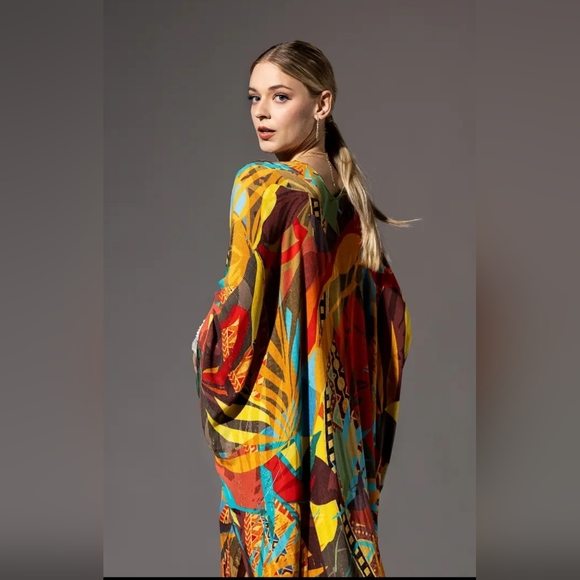 Jakarta Tropical print Kimono - Picture 3 of 4